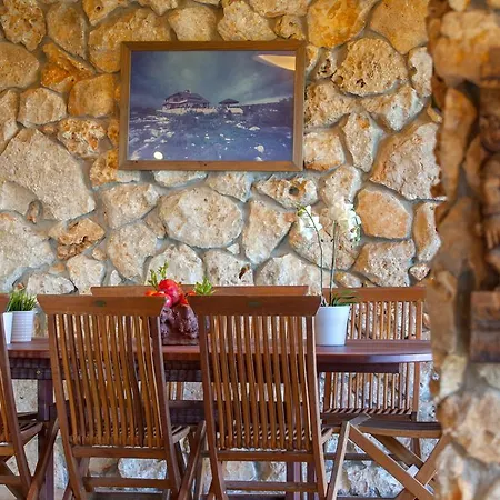Villa Othello House *