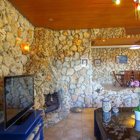 Othello House *